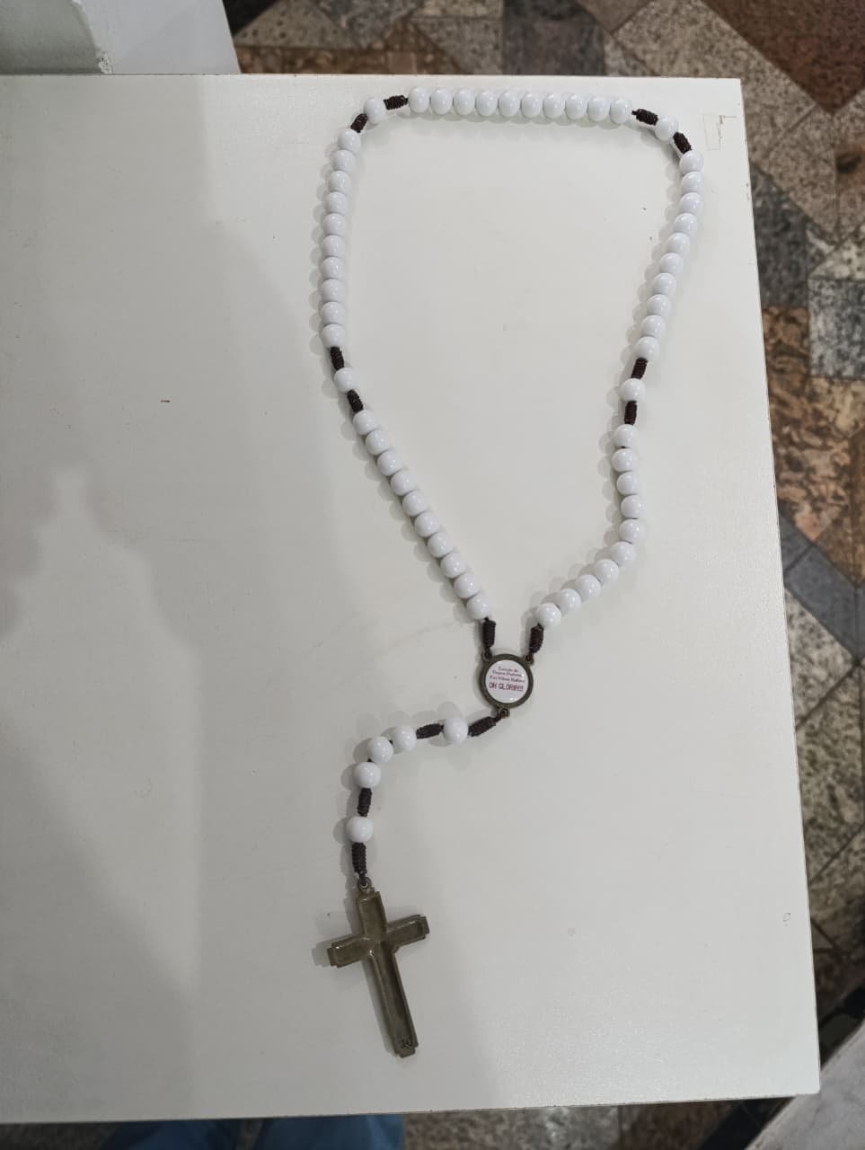 terco-branco-da-virgem-poderosa-bolinhas-plasticas5